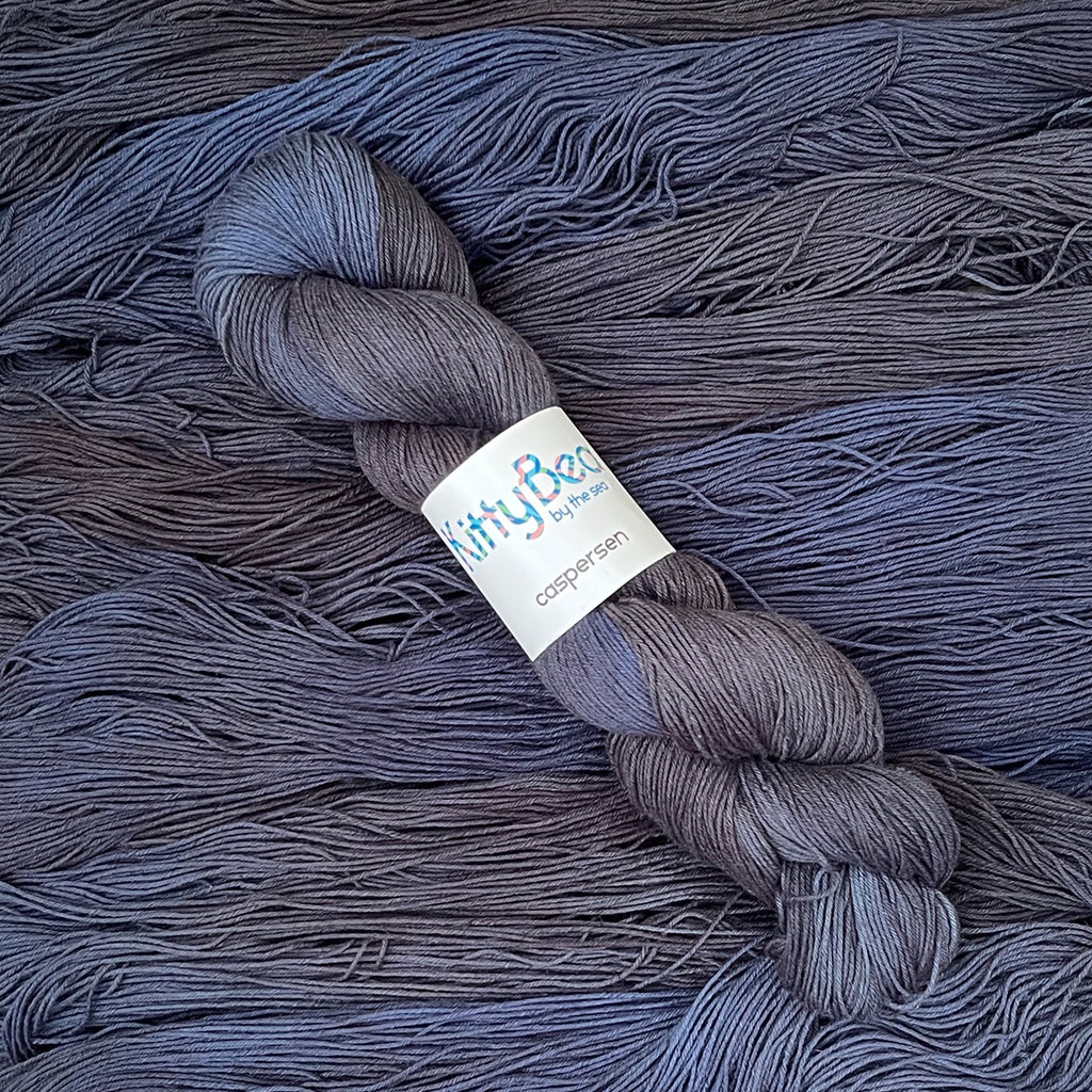 Caspersen - Organic Cotton Linen Yarn - Hand-Dyed Skeins - KittyBea by the Sea