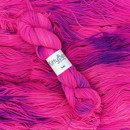 Lido - Superwash Merino Wool-Nylon Yarn - Hand-Dyed Skeins