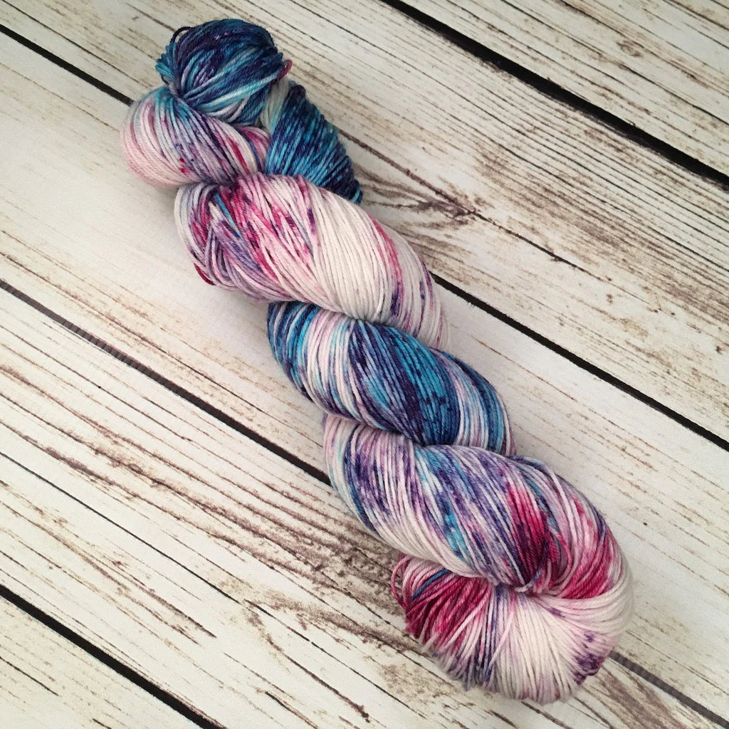 Lido - Superwash Merino Wool-Nylon Yarn - Hand-Dyed Skeins